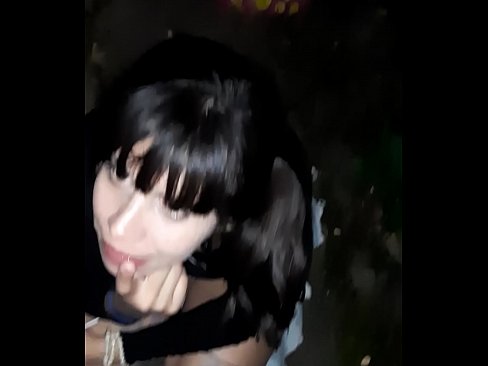 ❤️ Kadulla turvonneen peniksen vastineeksi karkkia ☑ Porno at us ﹏